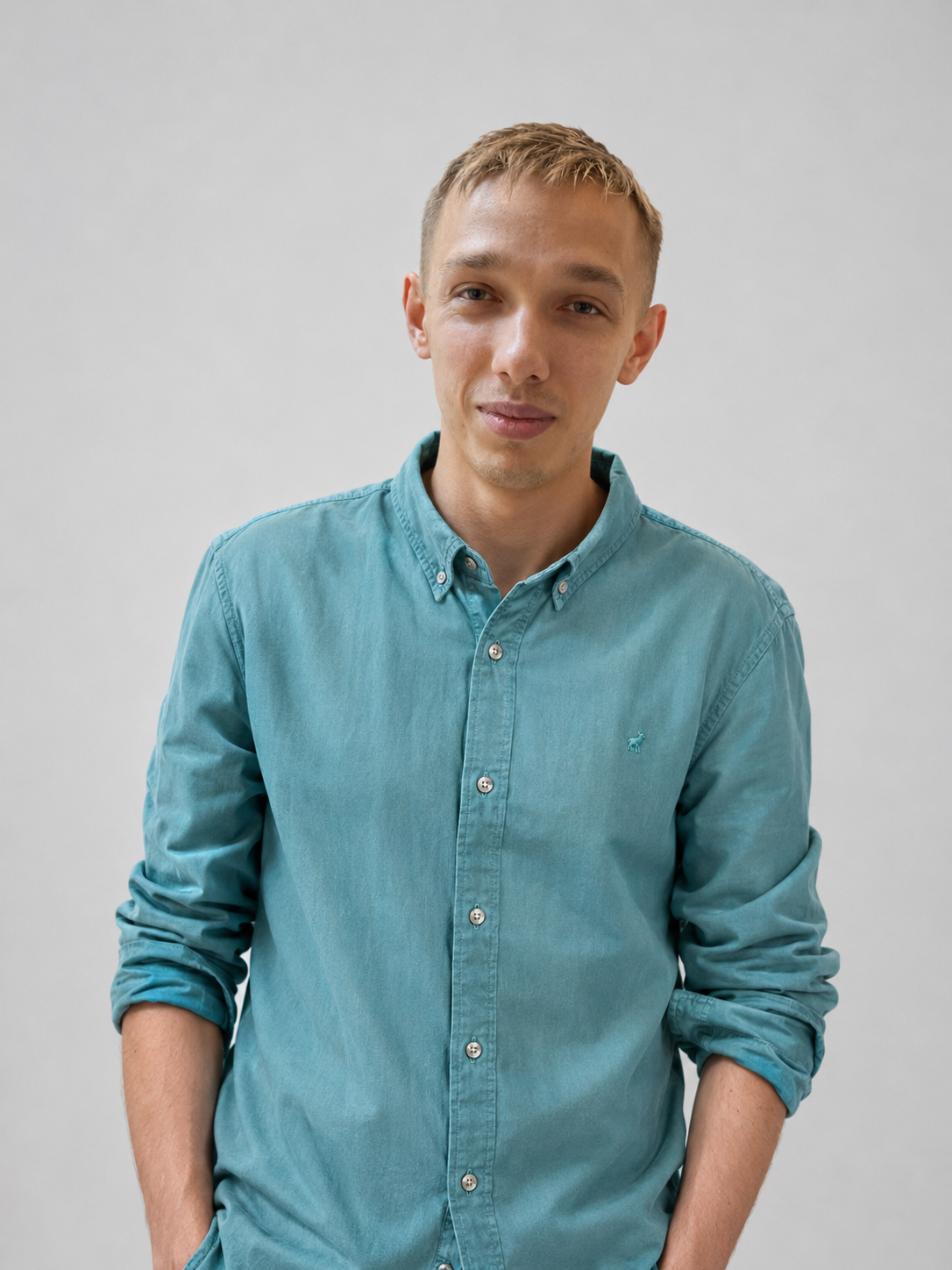 Max, Mobile Engineer
